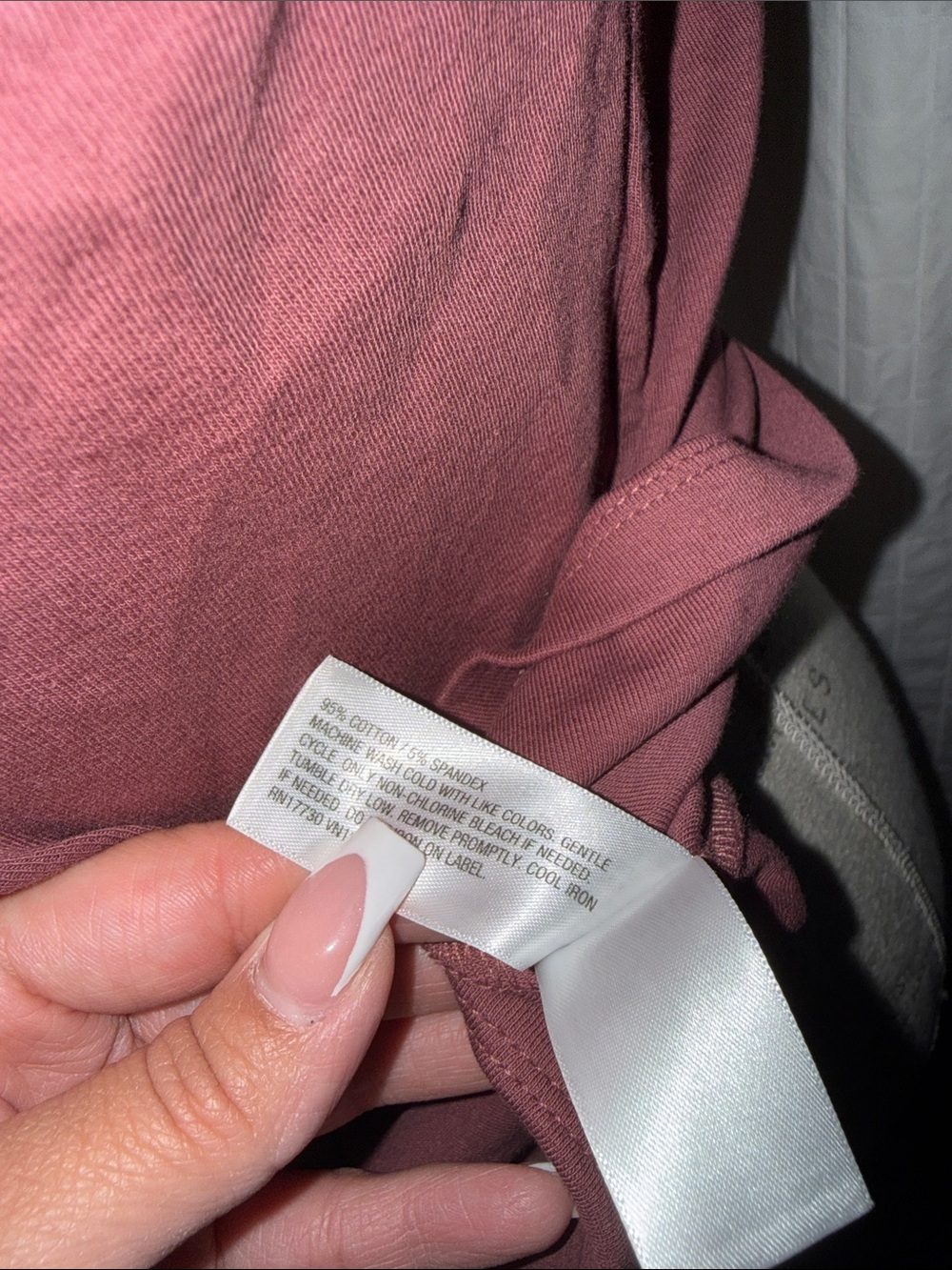 Womens basic top - Picture 3 of 3